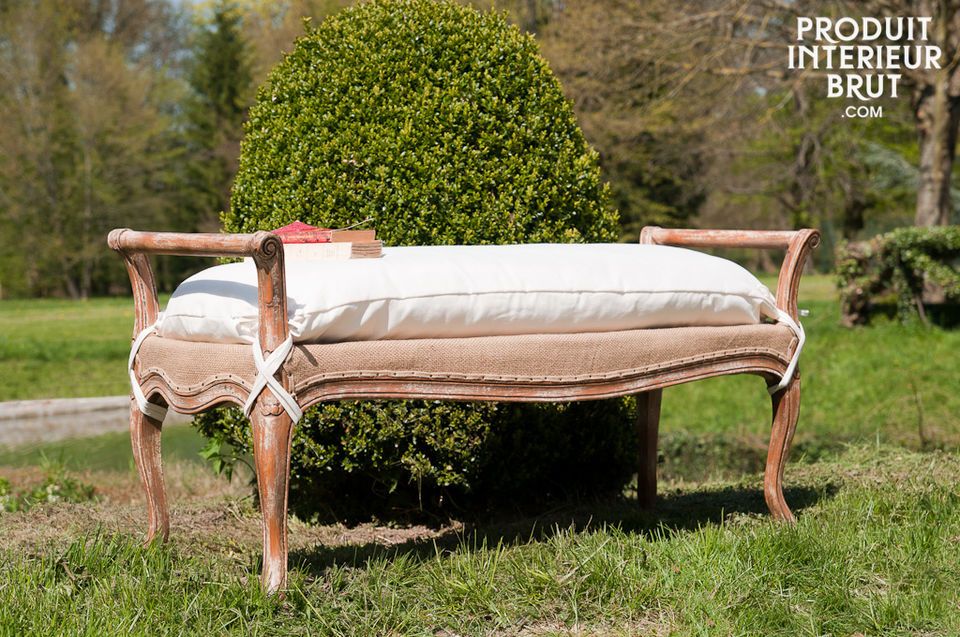 Romance bench