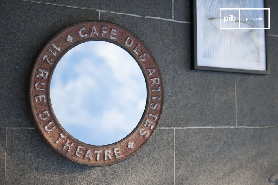 Rue Du Théâtre Mirror