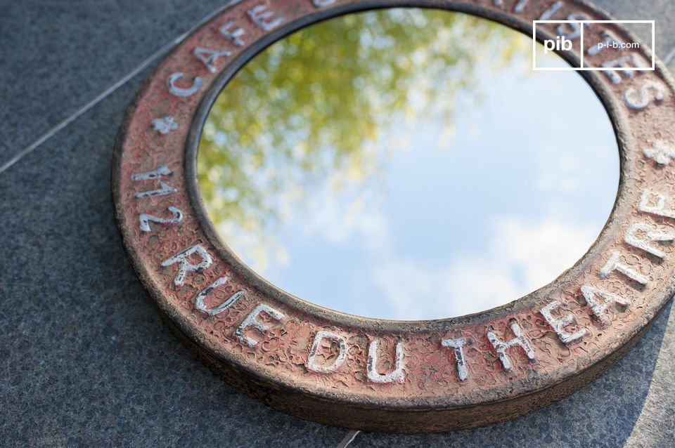 Vintage industrial inspiration in a beautiful mirror