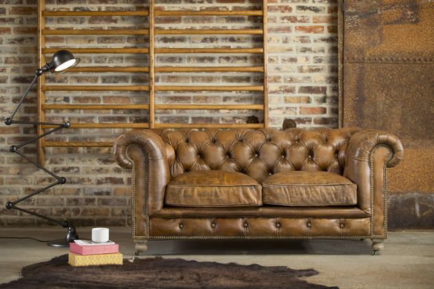 Fawn leather 2-seater chesterfield sofa Saint Paul