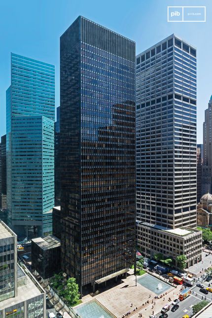Seagram Building, New York, by Mies Van der Rohe
