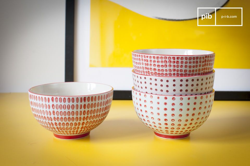 The bowls have a beautiful matt finish.