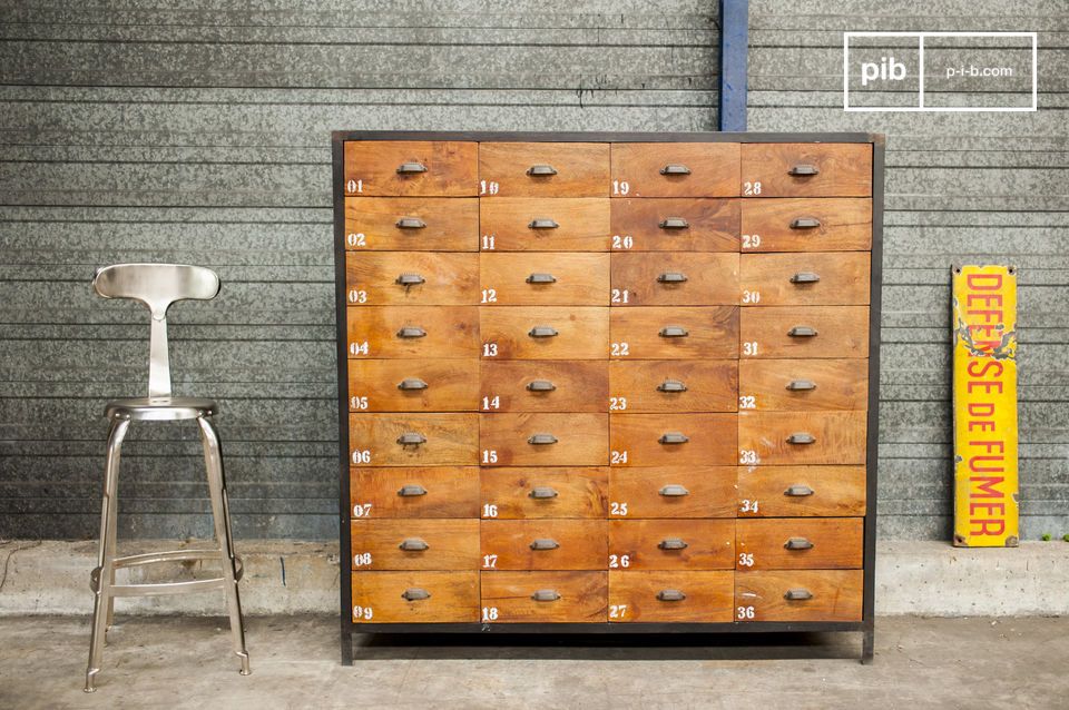 An exceptional chest of drawers made of solid wood and steel.