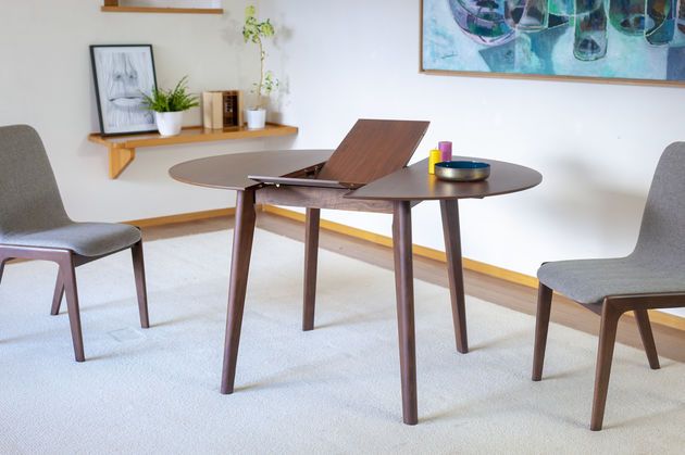 Small extendable walnut table Cristina