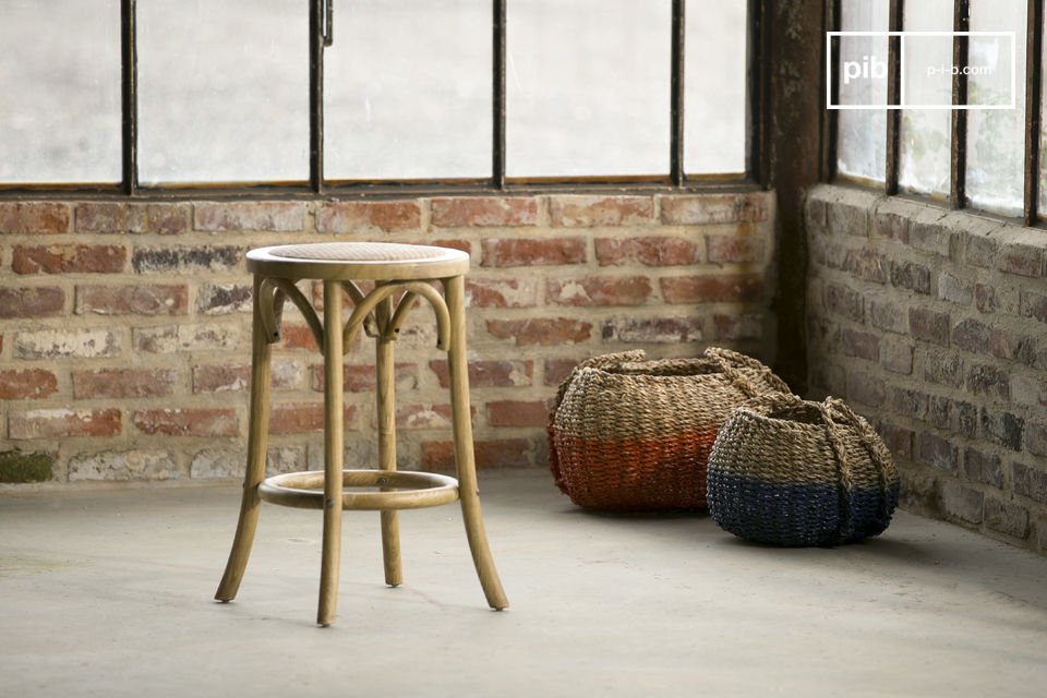 A resolutely bohemian stool made of solid elm.