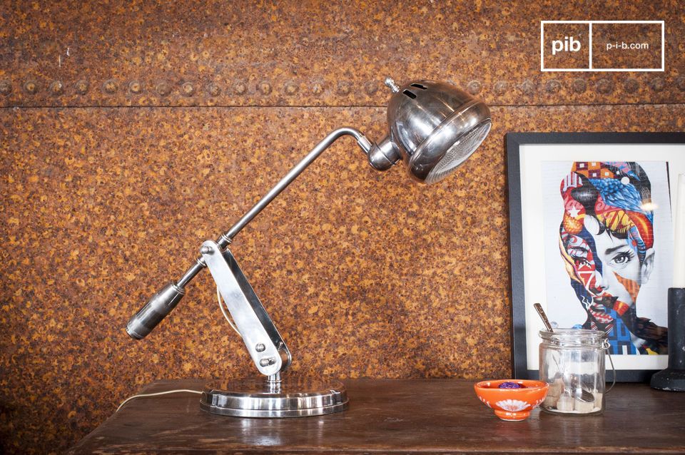 Elegant industrial lamp.