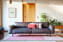 Three-seater sofa in grey leather Almond