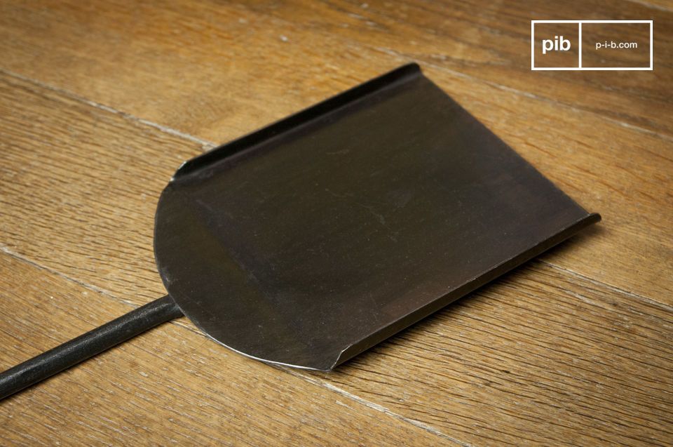 The shovel will subtly contrast with your floors.