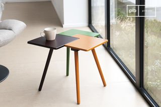 Tridy side table