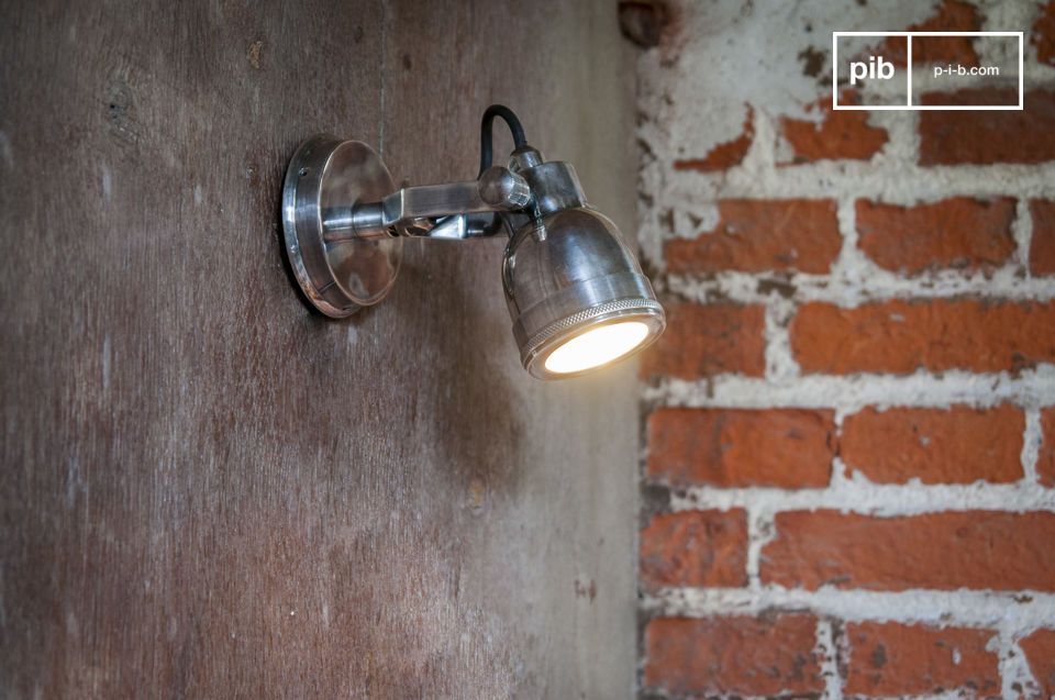 Adjustable metal wall sconce Winston